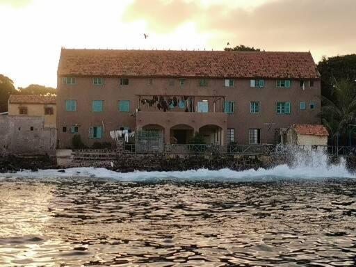 Auberge Mariama Ba Gorée Exteriör bild