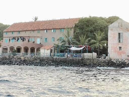Auberge Mariama Ba Gorée Exteriör bild